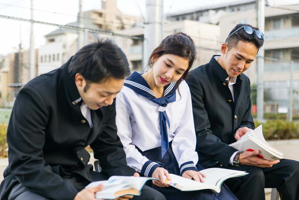Japanese students meeting outdoors