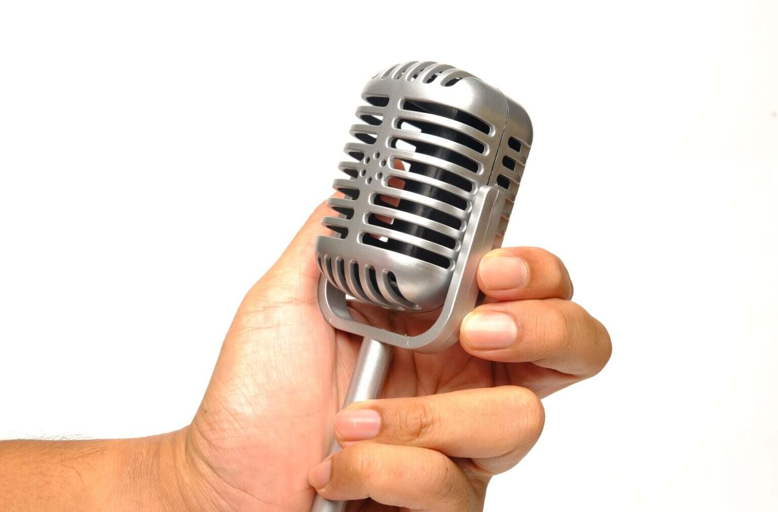 Pascal Obispo : Pourquoi cet artiste traverse-t-il les décennies sans jamais disparaître ? Classic Microphone for singing