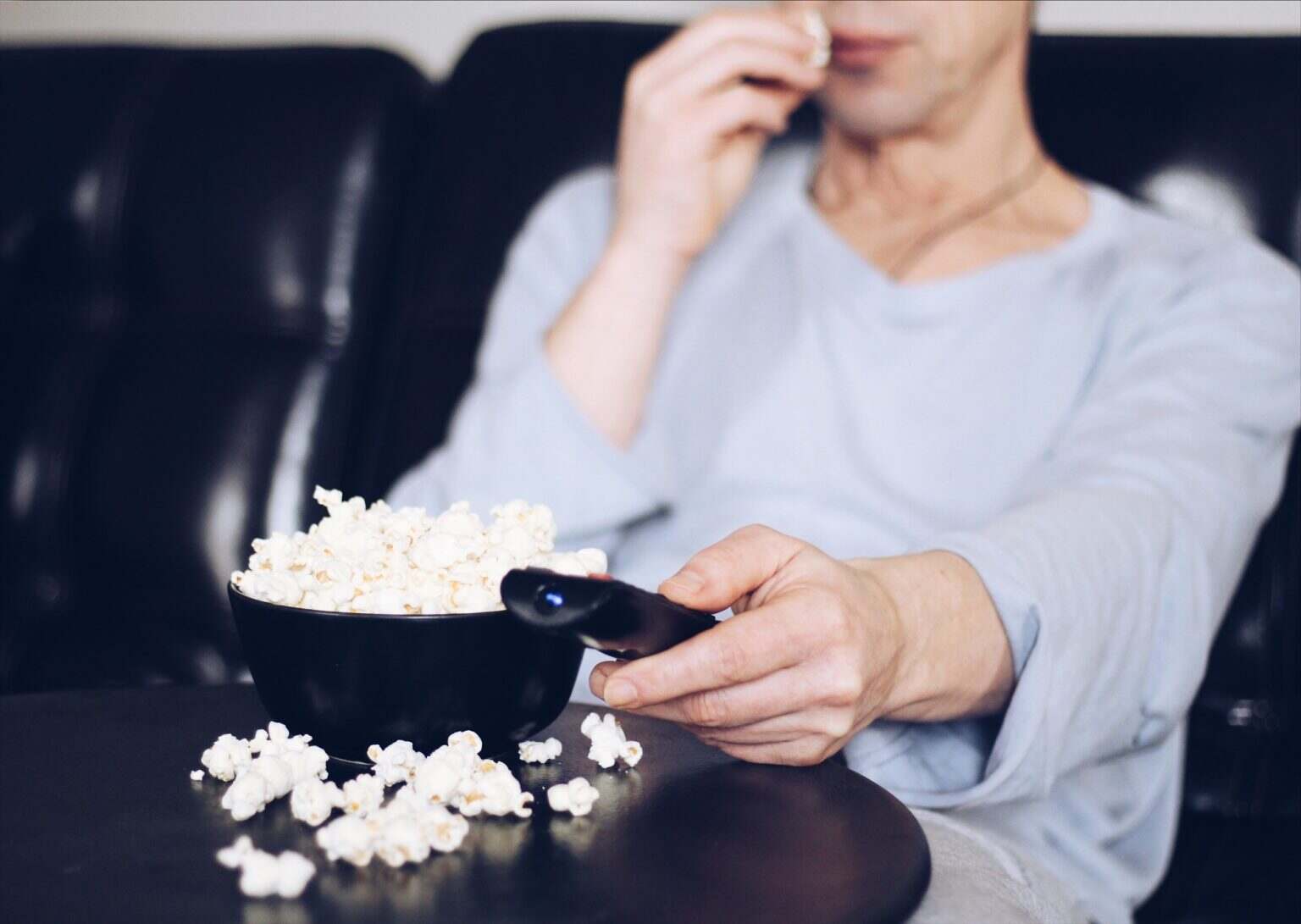 De son vivant : un film poignant sur l’acceptation de la fin de vie Watching home movies