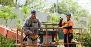 découvrez nos conseils et astuces pour l'entretien de l'aluminium, garantissant sa durabilité et son éclat. apprenez à préserver vos surfaces en aluminium contre l'oxydation et les rayures tout en optimisant leur apparence.