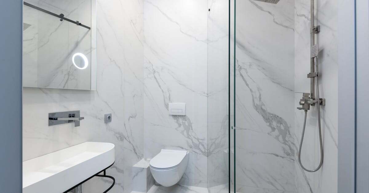 découvrez nos astuces et méthodes efficaces pour éliminer le tartre des toilettes. retrouvez un bowl propre et brillant grâce à nos conseils pratiques et produits recommandés.