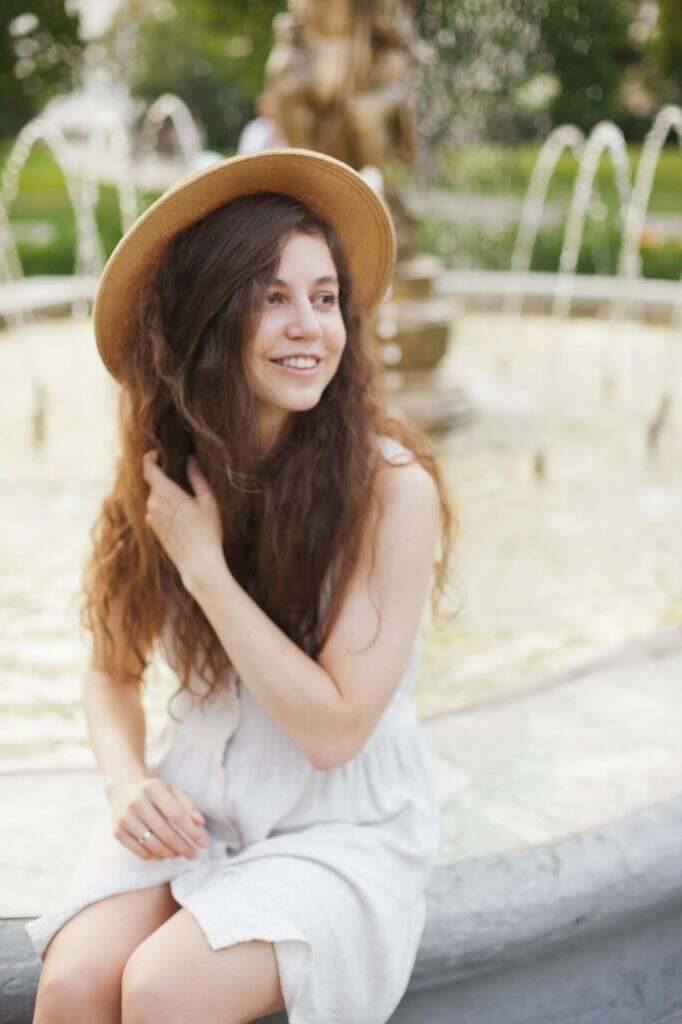 Image illustrant Illustration pour Où trouver l'inspiration pour sa tenue de soirée blanche ? dans le contexte de Illustration pour Où trouver l'inspiration pour sa tenue de soirée blanche ?