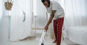 découvrez nos services professionnels de nettoyage de tapis pour redonner vie à vos textiles. avec des techniques avancées et des produits écologiques, nous éliminons les taches tenaces et les allergènes, garantissant un intérieur sain et accueillant. offrez à vos tapis le soin qu'ils méritent!