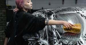 découvrez comment nettoyer efficacement votre machine à laver pour prolonger sa durée de vie et garantir des vêtements toujours impeccables. suivez nos conseils pratiques et faciles pour un entretien optimal.