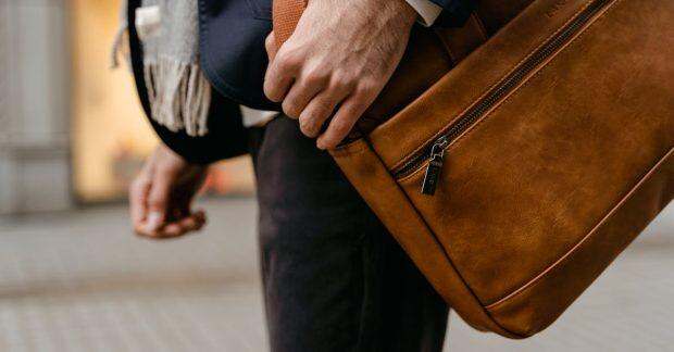 découvrez les différentes options de carrière, explorez les métiers adaptés à votre profil et trouvez des conseils pratiques pour réussir votre orientation professionnelle.