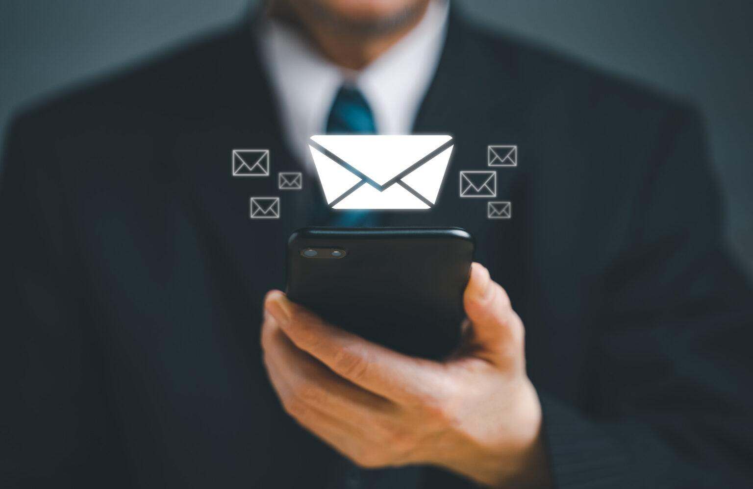 Campagne SMS de masse pour entreprise : quels sont les avantages ?