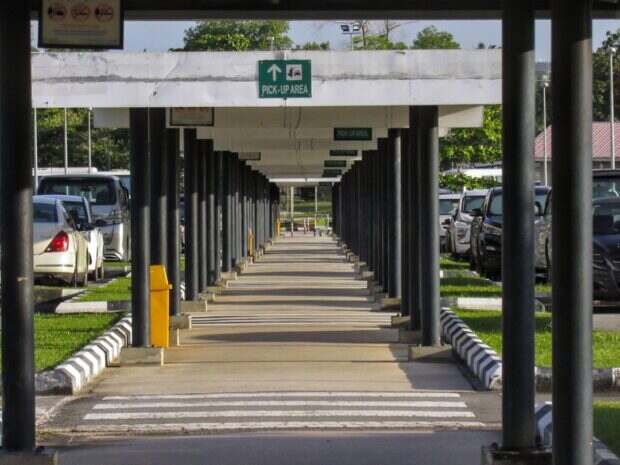 découvrez le border gateway protocol (bgp), un protocole essentiel pour l'échange de routes entre différents systèmes autonomes sur internet, garantissant la stabilité et la performance du réseau mondial.