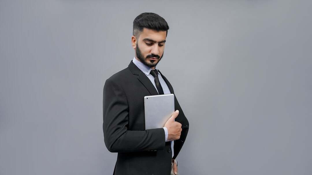 découvrez comment réussir votre reconversion professionnelle vers la comptabilité avec nos conseils et ressources adaptés.