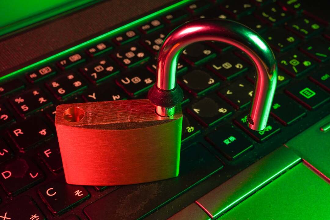 découvrez les principales menaces de cybersécurité actuelles et comment protéger vos données contre les attaques informatiques.