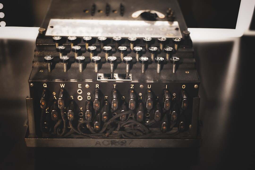 découvrez tout sur l'encryption : méthodes, importance et meilleures pratiques pour sécuriser vos données efficacement.