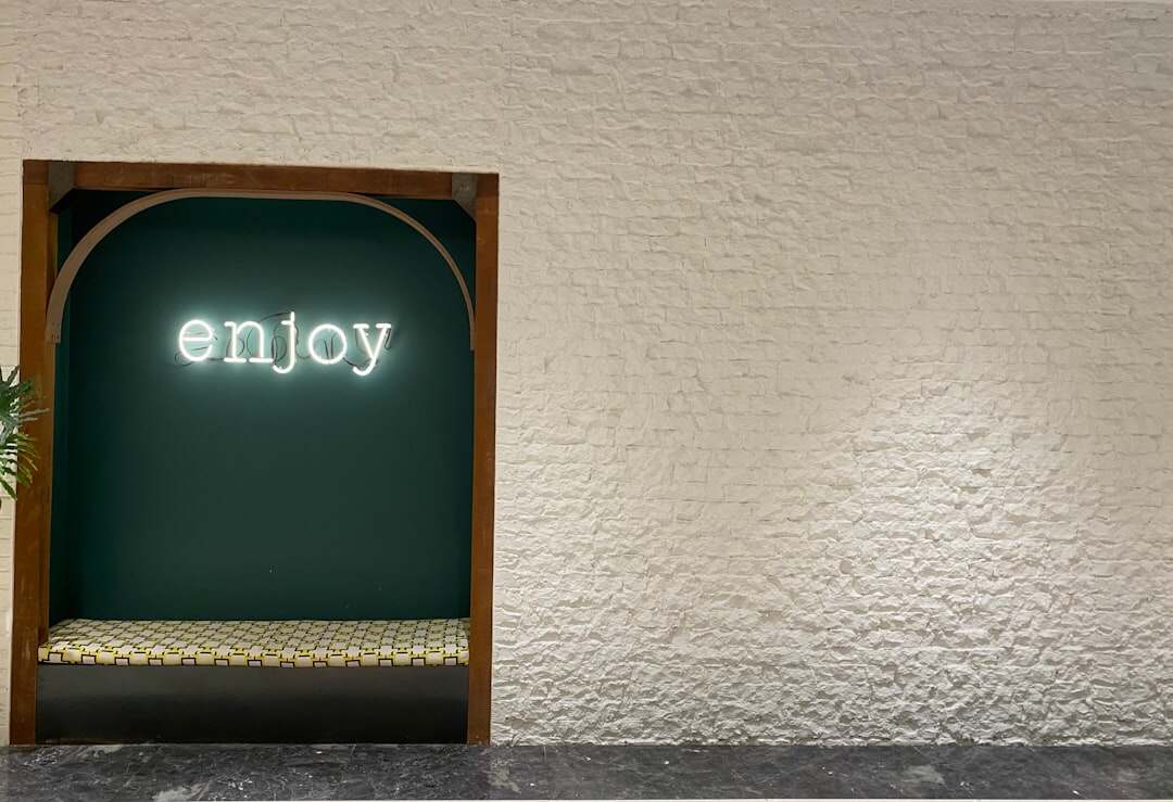 découvrez le salaire moyen d'un facilitateur en gérontologie, les facteurs influençant la rémunération et les perspectives de carrière dans ce domaine en pleine croissance.