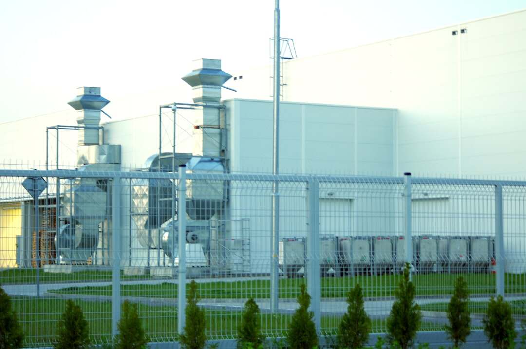 sécurisez vos systèmes de contrôle industriel grâce à des solutions avancées protégeant vos infrastructures critiques contre les cybermenaces et assurant une continuité opérationnelle optimale.