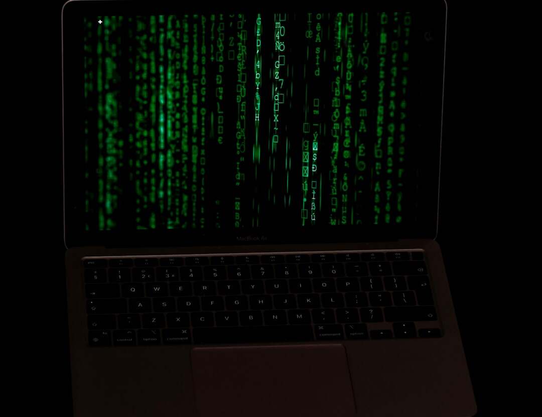 découvrez des stratégies efficaces pour prévenir les ransomwares et protéger vos données contre les cyberattaques.