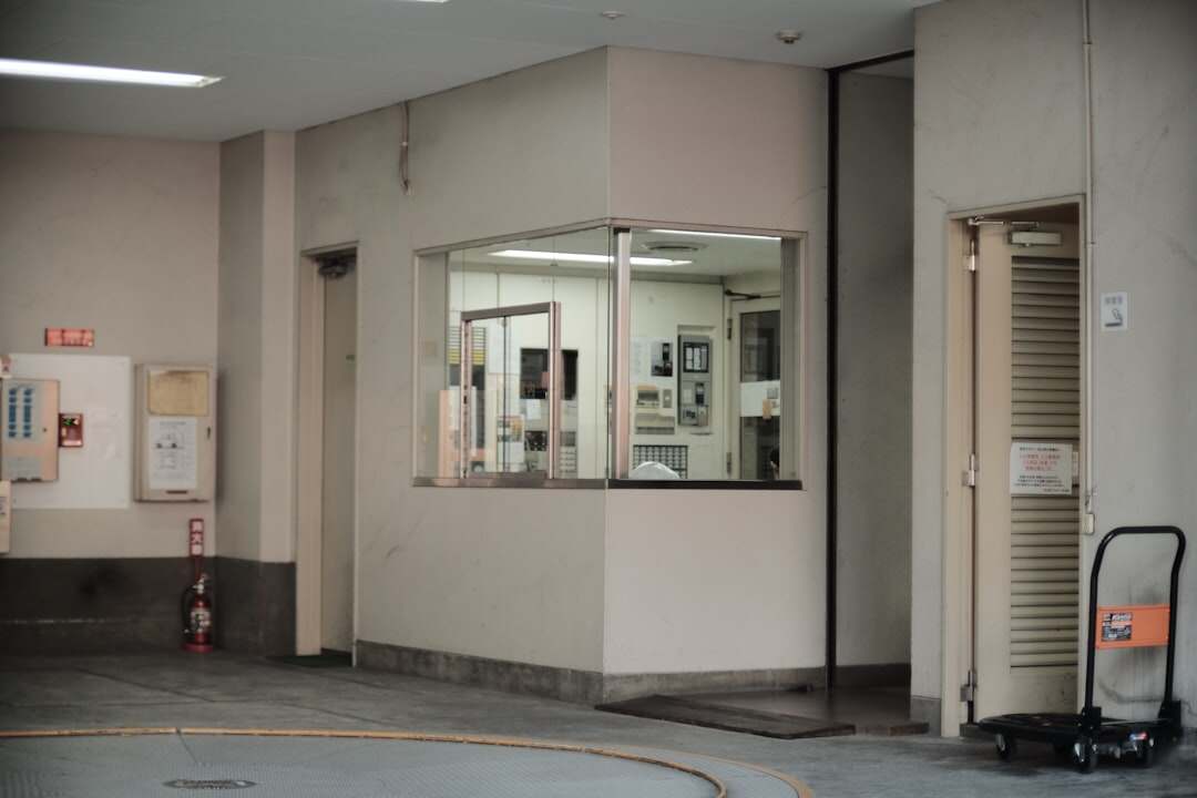 découvrez notre security operations center (soc) pour une surveillance et une gestion proactive de la sécurité informatique, protégeant votre entreprise contre les menaces cybernétiques.