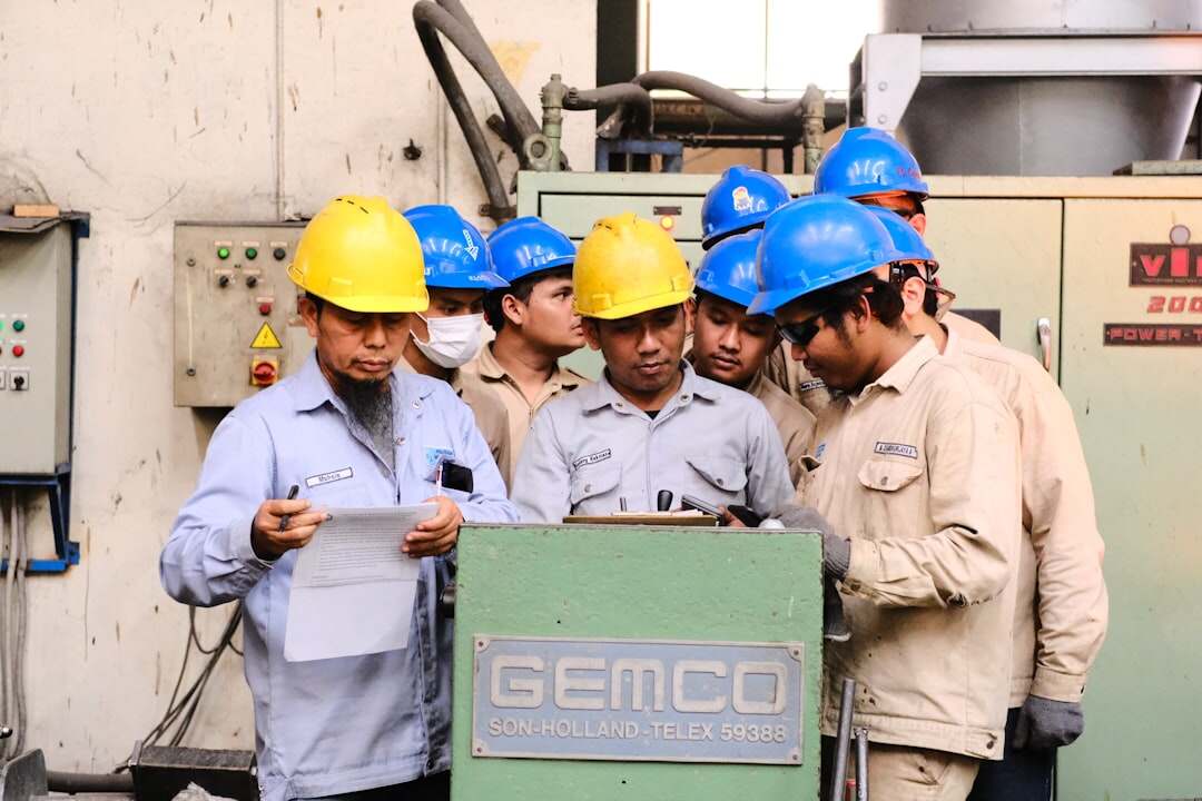 découvrez les salaires moyens des techniciens selon les secteurs, régions et niveaux d'expérience pour mieux évaluer votre carrière.