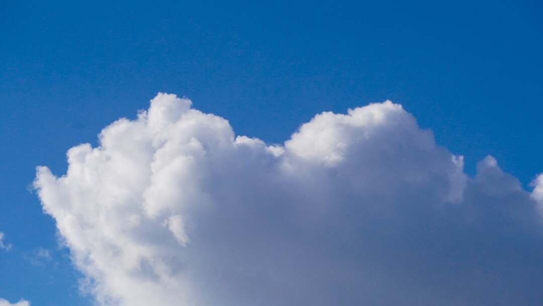 découvrez notre plateforme de protection des charges de travail cloud, assurant la sécurité, la conformité et la surveillance en temps réel de vos environnements cloud pour une tranquillité d'esprit maximale.