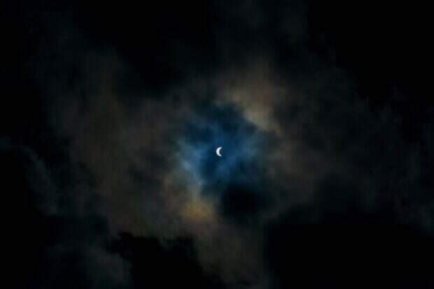 découvrez les avantages du cloud hybride, une solution combinant cloud privé et cloud public pour une flexibilité, sécurité et performance optimales.