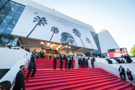 Cannes 2026 : Mungiu rafle tout, Efira sort les crocs, le palmarès définitif de la 79e édition Cannes 2026 : Mungiu rafle tout, Efira sort les crocs, le palmarès définitif de la 79e édition
