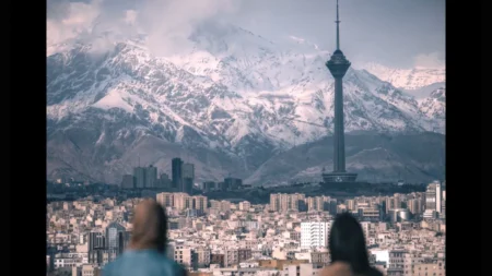 Dreams of Violets : le film 100 % IA d’Ash Koosha qui fait froid dans le dos (apparemment)