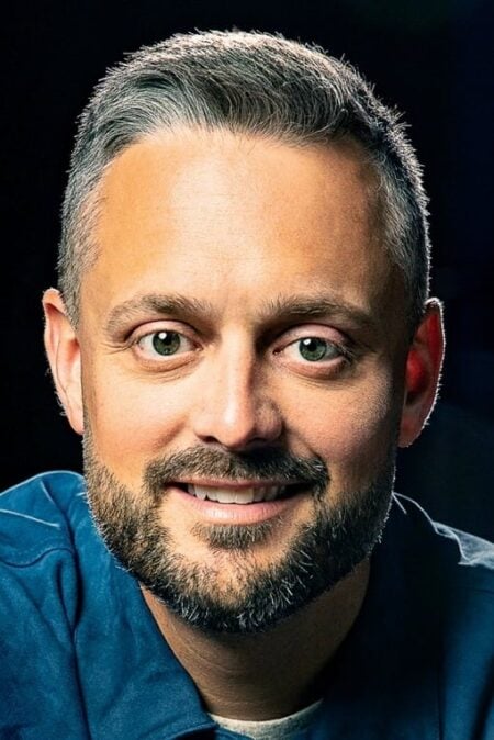 Nate Bargatze, l’humour blanc et la photo qui tache