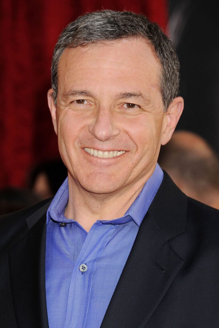 Disney, Bond et Apple : le grand marché aux fantasmes de Bob Iger