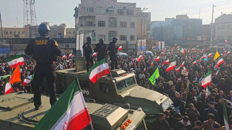Iran, la guerre intérieure : un documentaire clandestin qui filme le danger au plus près