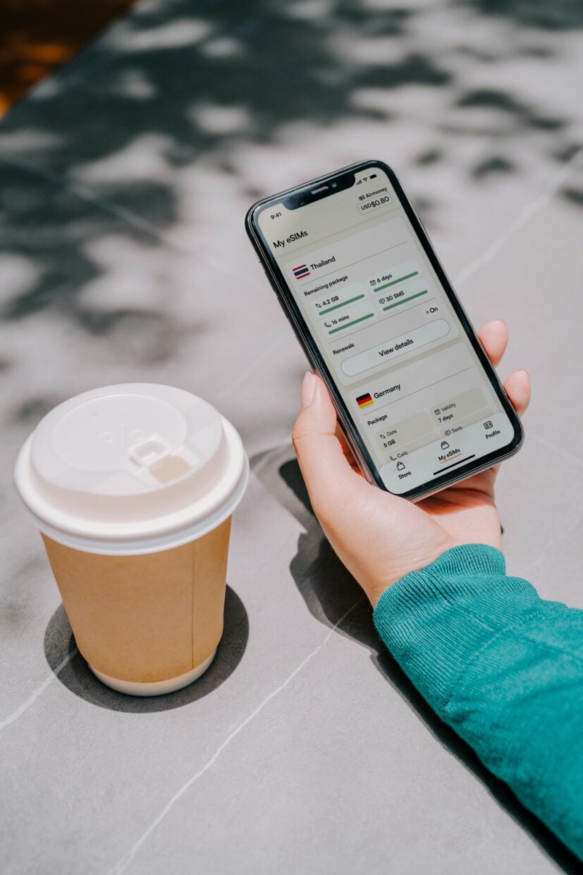 L'autre option : une eSIM qui inclut directement un numéro de téléphone