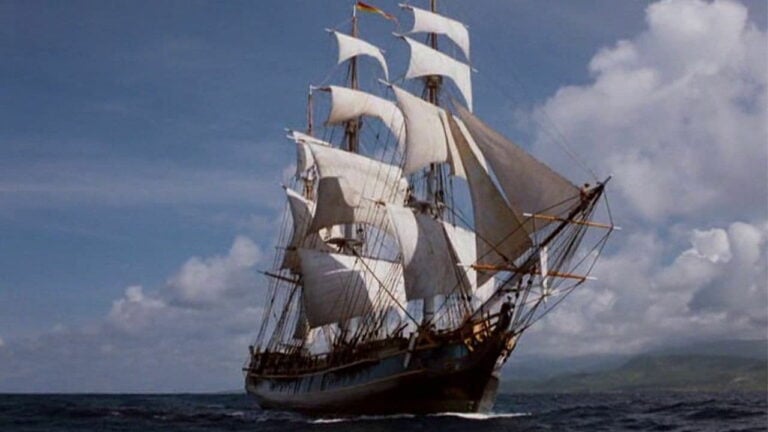 Christian Bale dans Treasure Island : le trésor pirate oublié qui sent bon les années 90
