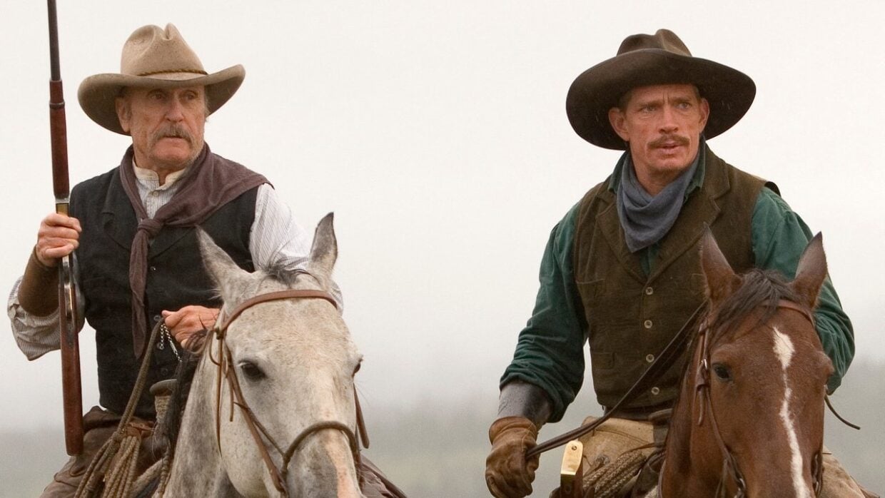Broken Trail : la mini-série western de Walter Hill que les fans de Yellowstone devraient rattraper