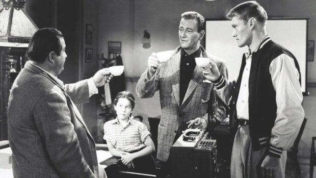 James Dean dans Trouble Along the Way : le caméo fantôme qui croise John Wayne