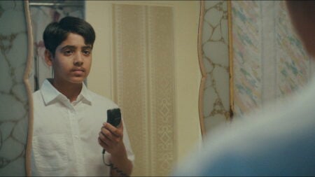 Mustache : la comédie d’adolescence pakistano-américaine qui transforme le malaise en matière première