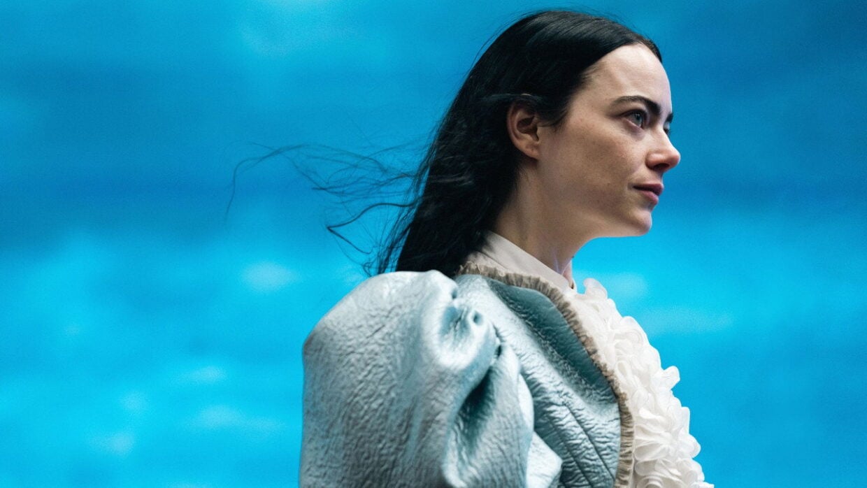 Emma Stone, Yorgos Lanthimos et Poor Things : le conte sci-fi qui a remis le bizarre au centre du jeu