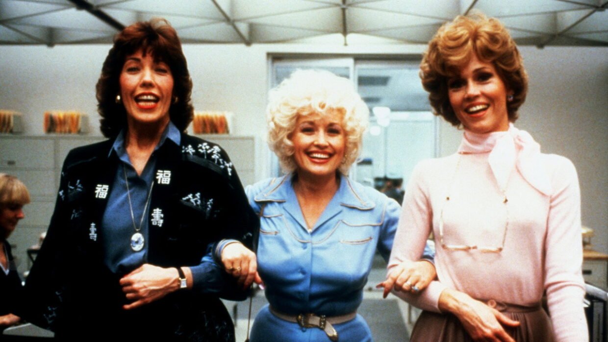 9 to 5 sur Netflix : la comédie de Dolly Parton retrouve un public 46 ans après