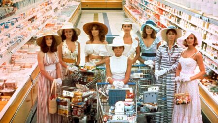 Tina Louise dans The Stepford Wives : le cauchemar domestique qui a tout compris aux années 70